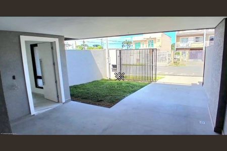 4_photo/94dcfb1ec5.171adcea61c268e4-ATLAS-c992fdd5-5a0d-4040-acde-8caf26f6b86b.jpg de casa à venda com 3 quartos, 251m² em Boqueirão, Curitiba