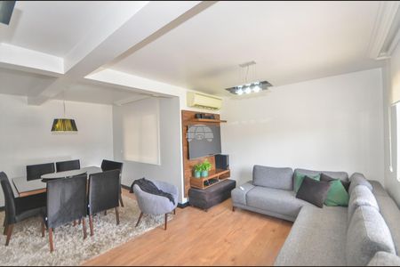 6_photo/94dcfb1edd.a5f9edcc658aa934-ATLAS-7674e599-e478-468b-b034-d01dbd255541.jpg de casa à venda com 3 quartos, 184m² em Hauer, Curitiba