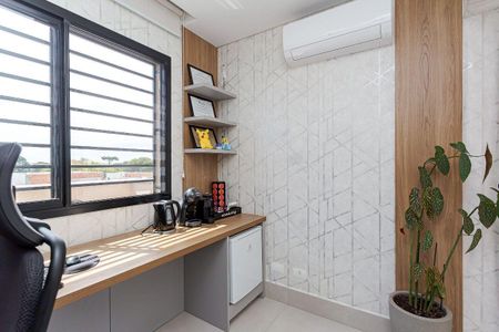 48_photo/94dcfb1efd.311aeffee7caddcb-ATLAS-ebfd0a7b-dd96-45db-b018-44bcccbf05eb.jpg de casa à venda com 3 quartos, 156m² em Boqueirão, Curitiba