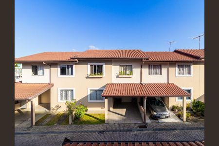 6_photo/94dcfb1f4b.8b72dbca24bd50d3-ATLAS-30cfe802-9ea5-4ef6-a590-23f06102d8d0.jpg de casa à venda com 3 quartos, 77m² em Hauer, Curitiba