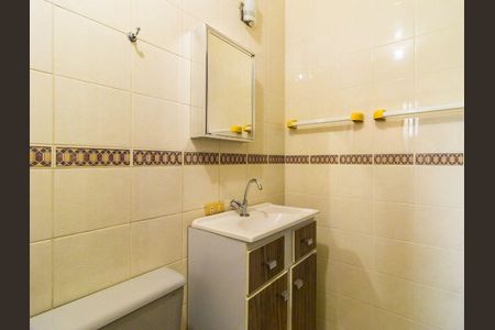 22_photo/94dcfb1f4b.8b72dbca24bd50d3-ATLAS-d2f2fc15-1f33-40e1-9536-7a743875775f.jpg de casa à venda com 3 quartos, 77m² em Hauer, Curitiba