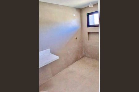 13_photo/94dcfb2117.f4d9492f589d8d56-ATLAS-04b13610-d8d9-4470-b227-092d2aaafedc.jpg de casa à venda com 3 quartos, 200m² em Boqueirão, Curitiba