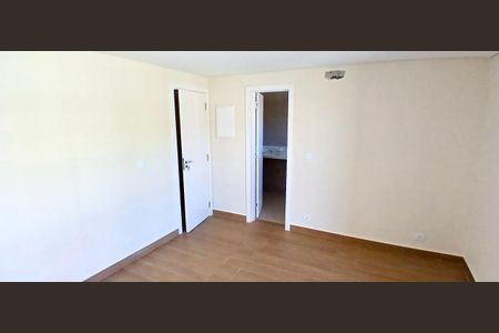 10_photo/94dcfb2117.f4d9492f589d8d56-ATLAS-7e51184f-1145-4d18-9972-1012bd82b4da.jpg de casa à venda com 3 quartos, 200m² em Boqueirão, Curitiba