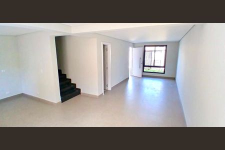 12_photo/94dcfb2117.f4d9492f589d8d56-ATLAS-8c43516d-c2d2-464d-a8b4-ae4f87685911.jpg de casa à venda com 3 quartos, 200m² em Boqueirão, Curitiba