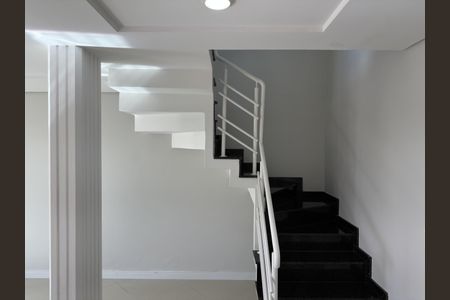 7_photo/94dcfb214b.0ed93356e1043641-ATLAS-ef5a1327-7f5d-49ab-8f5b-e04128e1c773.jpg de casa para alugar com 3 quartos, 95m² em Boqueirão, Curitiba