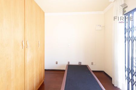 10_photo/94dcfb2301.ef98700c0b3a5994-ATLAS-39366afd-09bb-41fc-985a-552ffbbe54fc.jpg de casa para alugar com 3 quartos, 477m² em Hauer, Curitiba