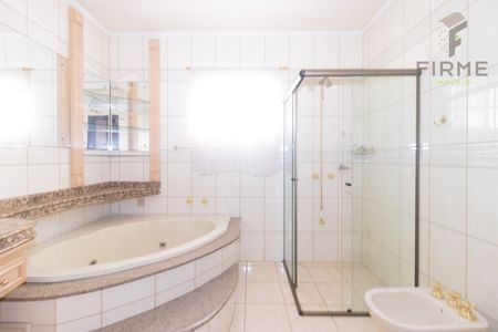 30_photo/94dcfb2301.ef98700c0b3a5994-ATLAS-9e889627-ee5f-4502-b2c3-16808660c11e.jpg de casa para alugar com 3 quartos, 477m² em Hauer, Curitiba