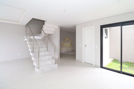 3_photo/94dcfb2437.218684e163250e9c-ATLAS-392dfd76-63e9-4f06-88bd-ca34e605ed1a.jpg de casa à venda com 3 quartos, 133m² em Boqueirão, Curitiba