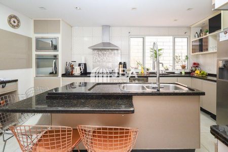 8_photo/94dcfb24db.ae7f50179d5c4d33-ATLAS-7cf1e9fb-8308-4d71-a5df-7c509b730d9a.jpg de casa à venda com 0 quarto, 360m² em Boqueirão, Curitiba