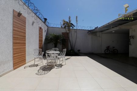 4_photo/94dcfb24e7.aed84c04a1f216b4-ATLAS-19588662-ea07-4702-9ca1-7472d55b4a58.jpg de casa para alugar com 4 quartos, 374m² em Boqueirão, Curitiba