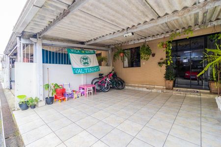 12_photo/94dcfb25af.a3938f651bcc0d27-ATLAS-7103338c-e022-4cd6-a883-698fba09f338.jpg de casa à venda com 2 quartos, 74m² em Boqueirão, Curitiba