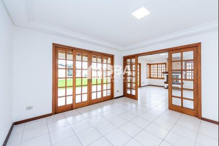 7_photo/94dcfb268d.969e75e702d2c17c-ATLAS-ec7d0dd1-65b6-49ad-8d7d-4f48f2a89639.jpg de casa à venda com 4 quartos, 426m² em Boqueirão, Curitiba