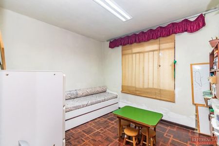 12_photo/94dcfb2695.0fee6dfc1a5f20f7-ATLAS-d09bc8f2-d15e-4601-8e82-44494cbcb9e5.jpg de casa à venda com 4 quartos, 441m² em Hauer, Curitiba