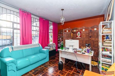 28_photo/94dcfb2695.0fee6dfc1a5f20f7-ATLAS-fa20b866-4e6e-4a5f-a82c-a120dac2f83e.jpg de casa à venda com 4 quartos, 441m² em Hauer, Curitiba