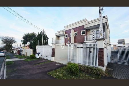 4_photo/94dcfb2b1b.ca78a889fbeea000-ATLAS-0d93efb8-55d5-4371-8fd7-ed390bb15aad.jpg de casa à venda com 3 quartos, 131m² em Hauer, Curitiba