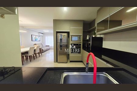 3_photo/94dcfb2b1b.ca78a889fbeea000-ATLAS-9e139819-1bdf-42c7-8696-7fbdb2e92cce.jpg de casa à venda com 3 quartos, 131m² em Hauer, Curitiba