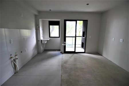 5_photo/94dcfb2bb1.2b8e43c9d2d3af92-ATLAS-e5c4f7a1-df16-440c-83f2-bb85da789950.jpg de apartamento à venda com 2 quartos, 51m² em Hauer, Curitiba