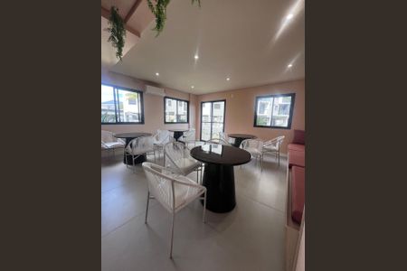 4_photo/94dcfb2bb1.865c3938dc3391f0-ATLAS-2e4d8172-3ef1-4419-aef7-e9fda2b61a67.jpg de apartamento para alugar com 2 quartos, 54m² em Hauer, Curitiba