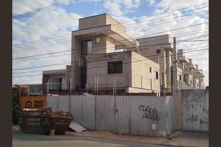 5_photo/94dcfb2bc7.e5c1dbf3952ec410-ATLAS-1542d8e5-9d1b-46e5-937d-e5da13b11d33.jpg de casa à venda com 3 quartos, 133m² em Hauer, Curitiba