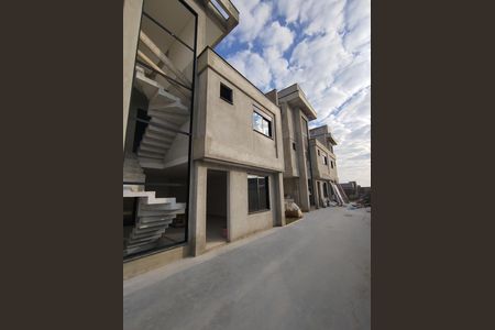 11_photo/94dcfb2bc7.e5c1dbf3952ec410-ATLAS-6ea0c958-c9cf-48dd-a94a-b7a3f3903f14.jpg de casa à venda com 3 quartos, 133m² em Hauer, Curitiba