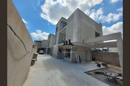 43_photo/94dcfb2c0b.da07d930e02b2f22-ATLAS-23377be5-00cb-4f1a-a0fb-e8b9b7da316c.jpg de casa à venda com 3 quartos, 134m² em Hauer, Curitiba