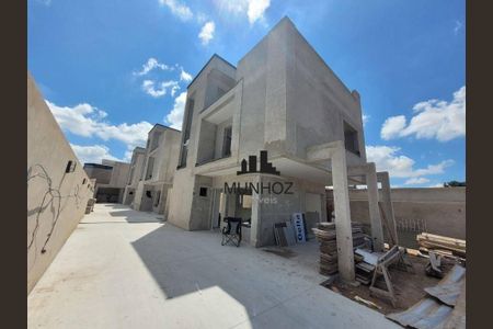 42_photo/94dcfb2c0b.da07d930e02b2f22-ATLAS-72e7f7e8-366e-4a50-aeff-dfb79308661f.jpg de casa à venda com 3 quartos, 134m² em Hauer, Curitiba