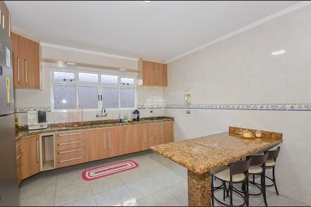 4_photo/94dcfb2c53.ec7afce7aaea4729-ATLAS-0dfe7dbb-c403-410f-9af5-f99e81d1c9da.jpg de casa à venda com 6 quartos, 347m² em Hauer, Curitiba