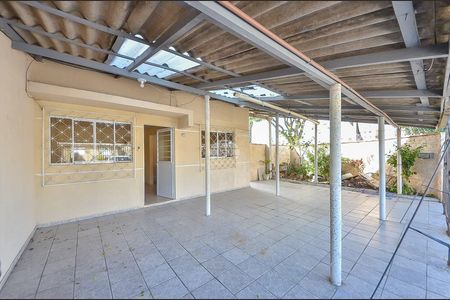 6_photo/94dcfb2cfd.89d4d5970d2bf847-ATLAS-41459b23-0439-4c89-a438-a3e3e96dac8b.jpg de casa à venda com 3 quartos, 123m² em Hauer, Curitiba