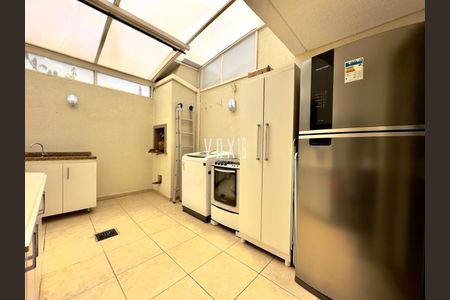 9_photo/94dcfb2d25.09000a4fa51e2841-ATLAS-7ae8dfad-dbfd-4ca2-ba72-052526c1b43a.jpg de casa à venda com 0 quarto, 174m² em Hauer, Curitiba