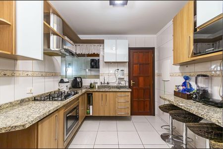 12_photo/94dcfb2d25.4b464d2c5032e541-ATLAS-753354be-c1e2-4db3-8b59-71c0d326c089.jpg de casa à venda com 3 quartos, 154m² em Hauer, Curitiba