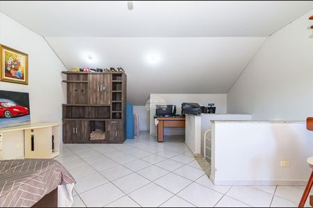 28_photo/94dcfb2d25.4b464d2c5032e541-ATLAS-da35b315-b86b-4cb3-99b0-b9ec6fb5d582.jpg de casa à venda com 3 quartos, 154m² em Hauer, Curitiba