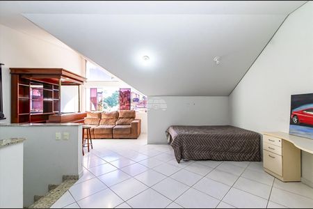 17_photo/94dcfb2d25.4b464d2c5032e541-ATLAS-de92ea9f-7beb-42a0-8188-d3b3450b192b.jpg de casa à venda com 3 quartos, 154m² em Hauer, Curitiba