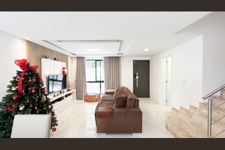 4_photo/94dcfb2d8f.eb2bd2a9c3b2ded2-ATLAS-1adacdda-cbc0-479e-b3d9-380ec325d5bf.jpg de casa para alugar com 3 quartos, 107m² em Hauer, Curitiba