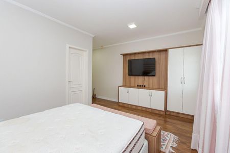 12_photo/94dcfb2ddb.4aa166bf6fe01b39-ATLAS-4cc591ac-da00-4389-aa44-9ec872eafafb.jpg de casa para alugar com 4 quartos, 360m² em Hauer, Curitiba