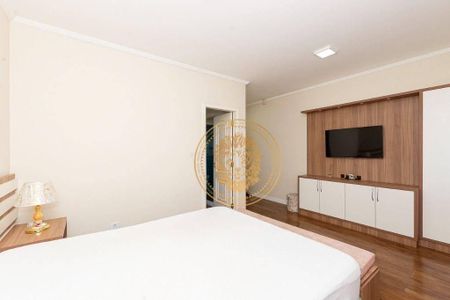 26_photo/94dcfb2ddb.4aa166bf6fe01b39-ATLAS-c40b75b2-7d3f-4271-823f-2d40cf6ea93c.jpg de casa para alugar com 4 quartos, 360m² em Hauer, Curitiba