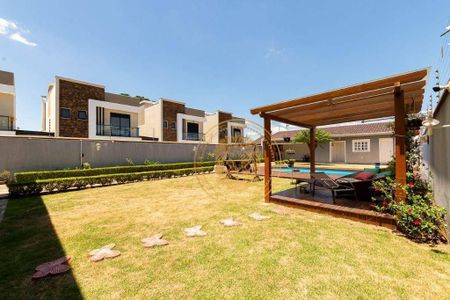 49_photo/94dcfb2ddb.4aa166bf6fe01b39-ATLAS-f6803821-bccb-498d-9ee8-982bedef22db.jpg de casa para alugar com 4 quartos, 360m² em Hauer, Curitiba