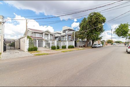 2_photo/94dcfb2ddb.5b1ffa6849bccbd1-ATLAS-7fee3eed-5a3e-4f3c-9f73-68163cdb1e8b.jpg de casa à venda com 3 quartos, 189m² em Hauer, Curitiba