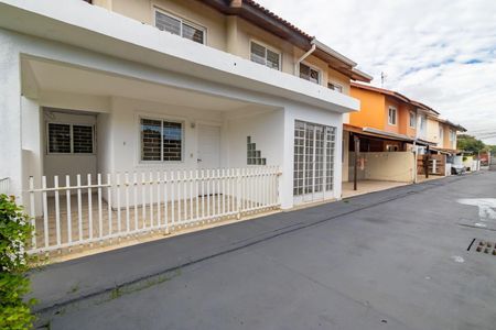 3_photo/94dcfb2eff.e61f1dca4ecfa45a-ATLAS-7a6a6fd4-e086-4897-aae1-bdd3e12ccc36.jpg de casa à venda com 3 quartos, 96m² em Boqueirão, Curitiba