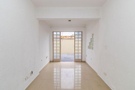 26_photo/94dcfb2eff.e61f1dca4ecfa45a-ATLAS-93d59b41-7c24-42e9-a216-bf991d168546.jpg de casa à venda com 3 quartos, 96m² em Boqueirão, Curitiba