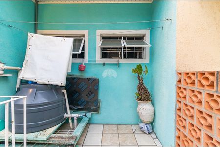 46_photo/94dcfb2f0b.43da2f4ae75b93f5-ATLAS-eb07092f-8488-49a8-9a39-e7d817bdb009.jpg de casa à venda com 3 quartos, 110m² em Hauer, Curitiba