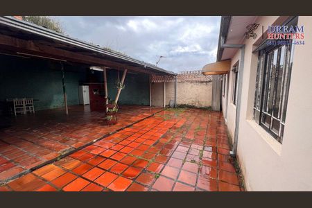 5_photo/94dcfb2f41.d52c8bad97472565-ATLAS-b5e643ad-5502-4a3f-986f-c479bad81efd.jpg de casa à venda com 3 quartos, 207m² em Boqueirão, Curitiba