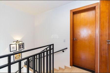 3_photo/94dcfb2fbf.e8b57d3bc75b11f5-ATLAS-080d1f60-64b3-4978-9f7a-b40eb462bb12.jpg de casa à venda com 3 quartos, 127m² em Hauer, Curitiba