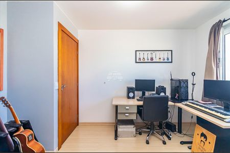 37_photo/94dcfb2fbf.e8b57d3bc75b11f5-ATLAS-82f3a187-e759-486f-bf9f-41d803c92c2c.jpg de casa à venda com 3 quartos, 127m² em Hauer, Curitiba