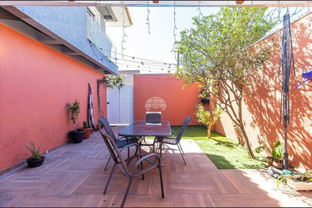 9_photo/94dcfb2fbf.e8b57d3bc75b11f5-ATLAS-b73527e9-9b72-40ff-aa96-21ecdfc04c0b.jpg de casa à venda com 3 quartos, 127m² em Hauer, Curitiba