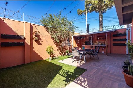 3_photo/94dcfb2fbf.e8b57d3bc75b11f5-ATLAS-cb211789-69bd-472d-a1e1-98e50e488c61.jpg de casa à venda com 3 quartos, 127m² em Hauer, Curitiba