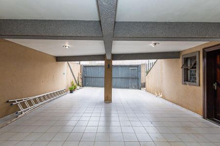 4_photo/94dcfb306d.dbba0cc074264e45-ATLAS-39914e52-1a0d-43ef-9a4e-a21b81e97d48.jpg de casa à venda com 5 quartos, 330m² em Xaxim, Curitiba