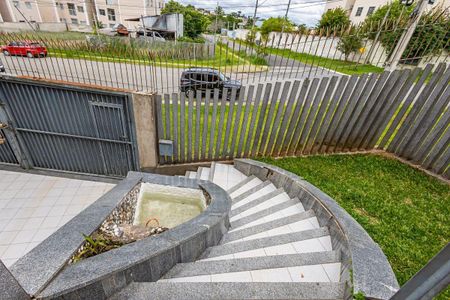 5_photo/94dcfb306d.dbba0cc074264e45-ATLAS-3d94313a-6a9f-4b78-842f-5fde34aeede9.jpg de casa à venda com 5 quartos, 330m² em Xaxim, Curitiba