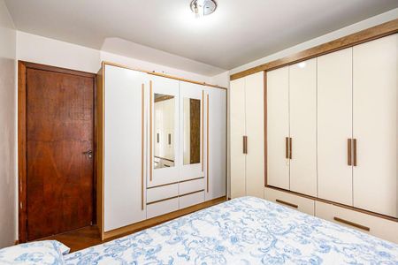 12_photo/94dcfb306d.dbba0cc074264e45-ATLAS-7f7927b8-82a1-49b3-858f-06d85be3660d.jpg de casa à venda com 5 quartos, 330m² em Xaxim, Curitiba