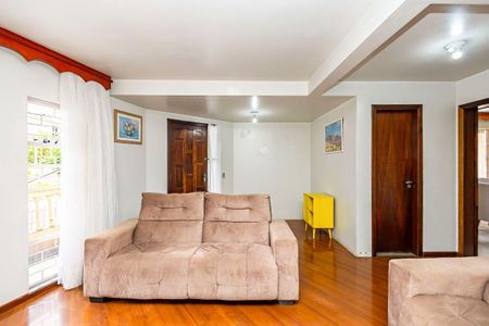 3_photo/94dcfb306d.dbba0cc074264e45-ATLAS-a18dda38-1c41-4fbb-a5b0-ec76f96500b5.jpg de casa à venda com 5 quartos, 330m² em Xaxim, Curitiba