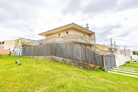 25_photo/94dcfb306d.dbba0cc074264e45-ATLAS-d44a2233-5f67-4cb3-8ab6-c21559ba5e07.jpg de casa à venda com 5 quartos, 330m² em Xaxim, Curitiba